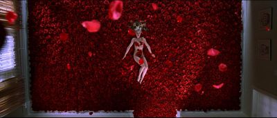 Still from American Beauty (1999) that has been tagged with: overhead