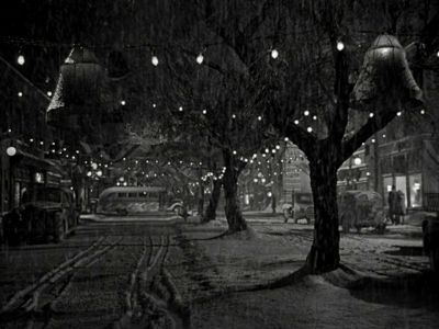 Still from It's A Wonderful Life (1946) that has been tagged with: establishing shot