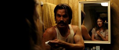 Still from No Country For Old Men (2007) that has been tagged with: two-shot