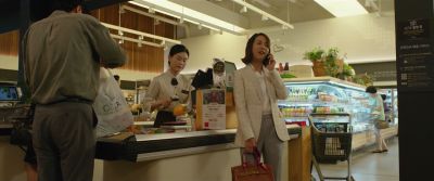 Still from Parasite (2019) that has been tagged with: grocery store