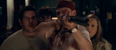 Still from Shaun Of The Dead (2004) that has been tagged with: night