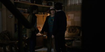 Still from TV Show: Netflix — "Stranger Things: Season 1 - Episode 2" that has been tagged with: practical lamp