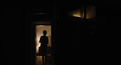 Still from The Killing of a Sacred Deer (2017) that has been tagged with: silhouette