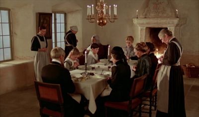 Still from Fanny and Alexander (1982) that has been tagged with: dinner & candles