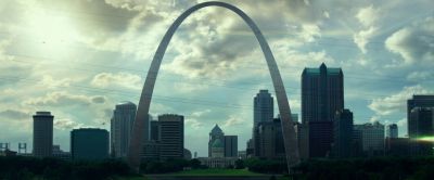 Still from Gone Girl (2014) that has been tagged with: establishing shot & st louis