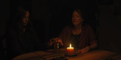 Still from Hereditary (2018) that has been tagged with: b7860b