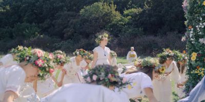 Still from Midsommar (2019) that has been tagged with: de5e85