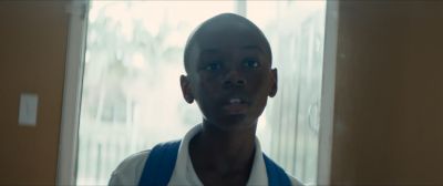 Still from Moonlight (2016) that has been tagged with: f0ead6
