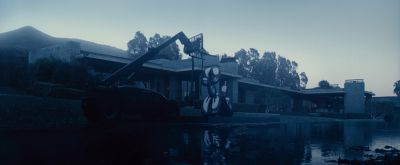 Still from Nocturnal Animals (2016) that has been tagged with: establishing shot & art