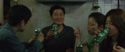 Still from Parasite (2019) that has been tagged with: beer & group-shot