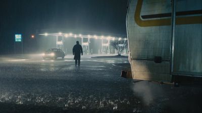 Still from Prisoners (2013) that has been tagged with: clean single & gas station