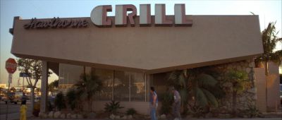 Still from Pulp Fiction (1994) that has been tagged with: establishing shot & diner