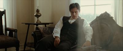 Still from The Assassination Of Jesse James By The Coward Robert Ford (2007) that has been tagged with: medium wide & couch