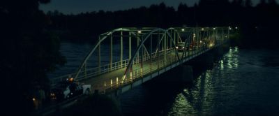 Still from The Girl with the Dragon Tattoo (2011) that has been tagged with: bridge & river