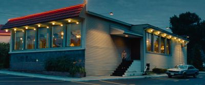 Still from The Place Beyond The Pines (2012) that has been tagged with: establishing shot & diner