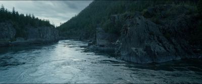 Still from The Revenant (2015) that has been tagged with: river & extreme wide & establishing shot
