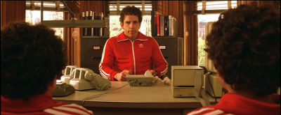 Still from The Royal Tenenbaums (2001) that has been tagged with: ffa07a