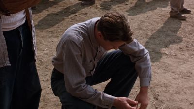 Still from The Shawshank Redemption (1994) that has been tagged with: squatting & high-angle