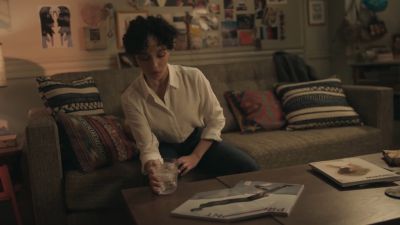 Still from Commercial: Apple - HomePod — "Welcome Home" that has been tagged with: dutch-angle & living room