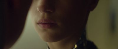 Still from Ex Machina (2014) that has been tagged with: extreme close-up & lips