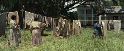 Still from 12 Years a Slave (2013) that has been tagged with: laundry & exterior & day & wide shot