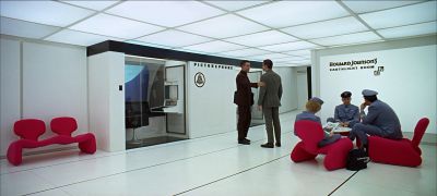 Still from 2001: A Space Odyssey (1968) that has been tagged with: 473d8a & group-shot & interior & day