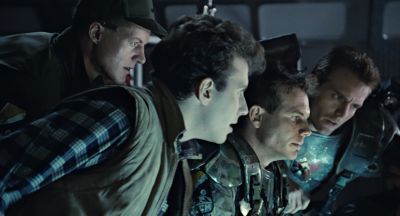 Still from Aliens (1986) that has been tagged with: spaceship interior & medium shot & profile shot & interior
