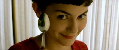 Still from Amelie (2001) that has been tagged with: a67a59 & clean single & day & close-up