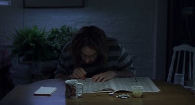 Still from Being John Malkovich (1999) that has been tagged with: reading