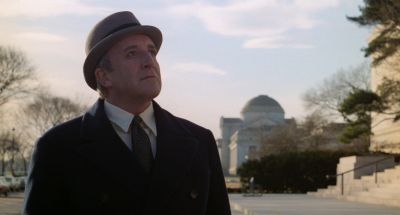 Still from Being There (1979) that has been tagged with: looking up & exterior & day