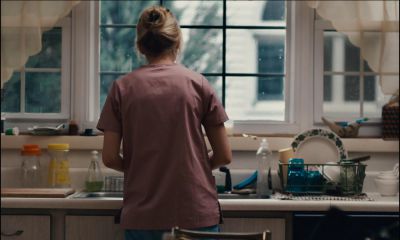 Still from Blue Valentine (2010) that has been tagged with: over-the-shoulder & interior & sink