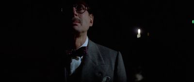 Still from Chinatown (1974) that has been tagged with: 0f0f0f & glasses