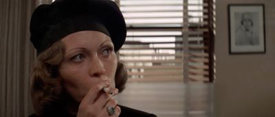 Still from Chinatown (1974) that has been tagged with: 625047 & day & blinds & interior