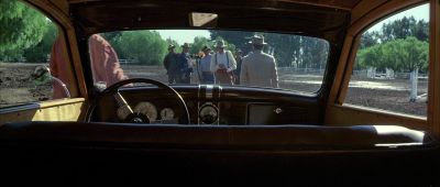 Still from Chinatown (1974) that has been tagged with: 3d2b1f & windshield