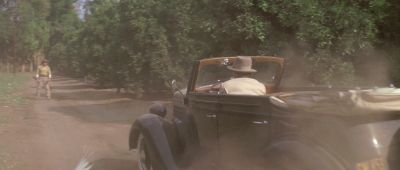Still from Chinatown (1974) that has been tagged with: 625047 & driving & car & day