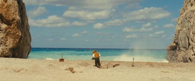 Still from Cloud Atlas (2012) that has been tagged with: ocean & over-the-shoulder & beach