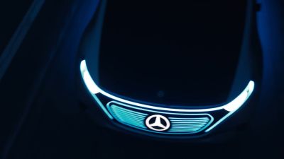 Still from Commercial: Mercedes x Highsnobiety — "Dawn" that has been tagged with: 26619c & night & exterior