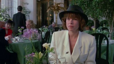 Still from Dead Ringers (1988) that has been tagged with: c19b6c & clean single & restaurant