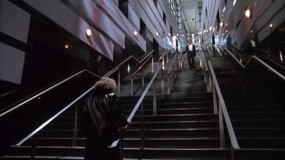 Still from Dead Ringers (1988) that has been tagged with: stairs