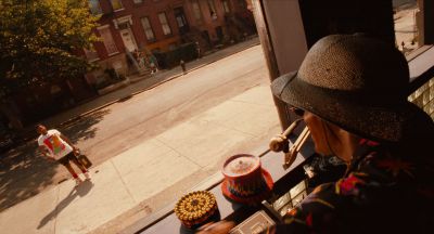 Still from Do the Right Thing (1989) that has been tagged with: dutch-angle