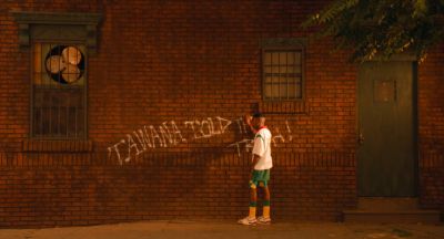 Still from Do the Right Thing (1989) that has been tagged with: graffiti & day