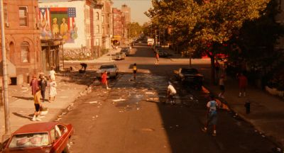 Still from Do the Right Thing (1989) that has been tagged with: establishing shot