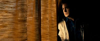 Still from Drive (2011) that has been tagged with: peeking
