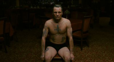 Still from Eastern Promises (2007) that has been tagged with: sitting