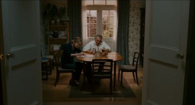 Still from Eastern Promises (2007) that has been tagged with: writing & day & wide shot