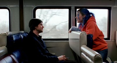 Still from Eternal Sunshine of the Spotless Mind (2004) that has been tagged with: train