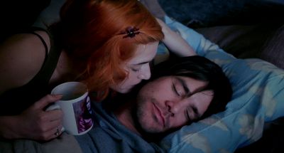 Still from Eternal Sunshine of the Spotless Mind (2004) that has been tagged with: medium close-up