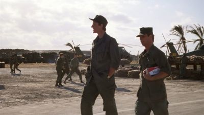 Still from Full Metal Jacket (1987) that has been tagged with: 6e1c1c & wide shot & exterior