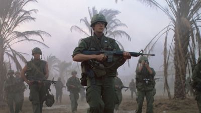 Still from Full Metal Jacket (1987) that has been tagged with: camera