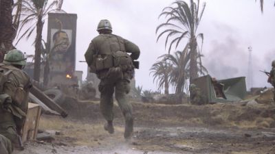 Still from Full Metal Jacket (1987) that has been tagged with: soldier & war zone & helmet